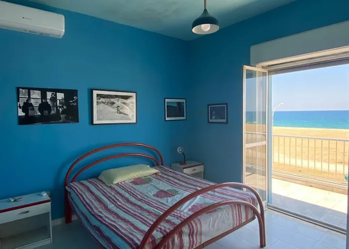 Rainbow Seafront Marina di Schiavonea