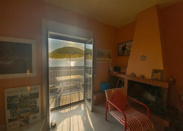 Apartamento Rainbow Seafront
